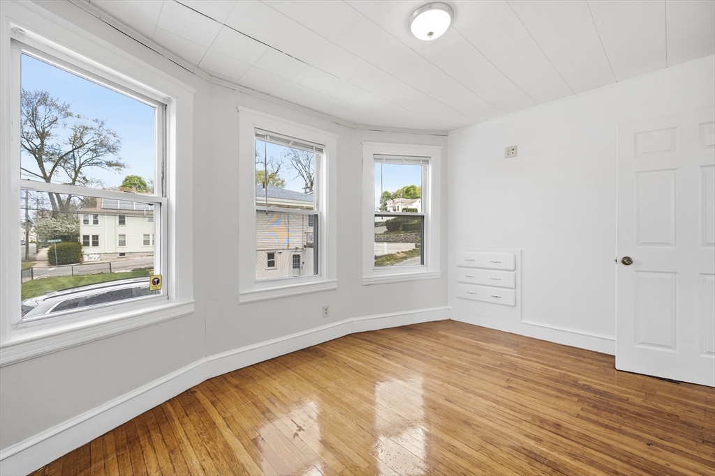 300 Lynn Street, Peabody, MA Photo #16
