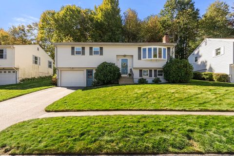 7 Otter Trail Worcester MA 01605