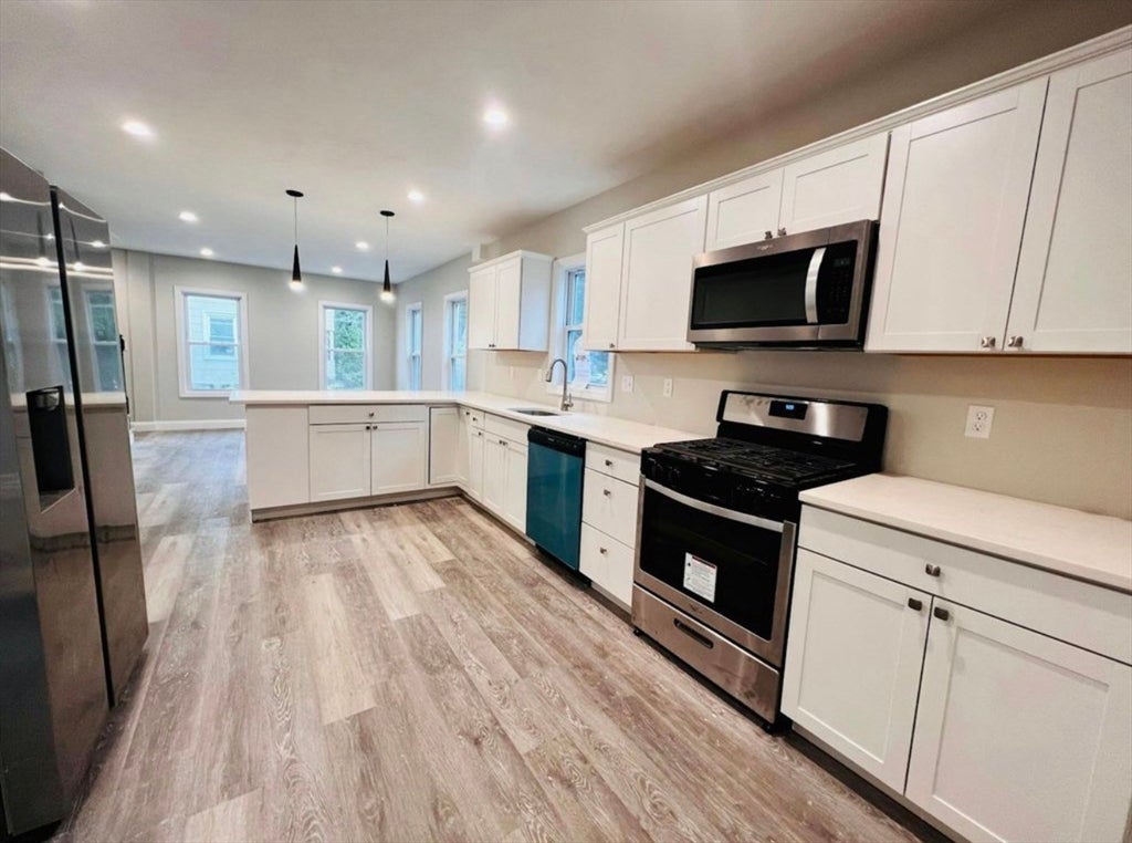 Photo of 26 Crescent St, Quincy, MA