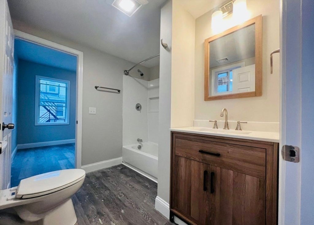 26 Crescent St #26, Quincy, MA, 26 Crescent St #26, Quincy, MA Photo #2