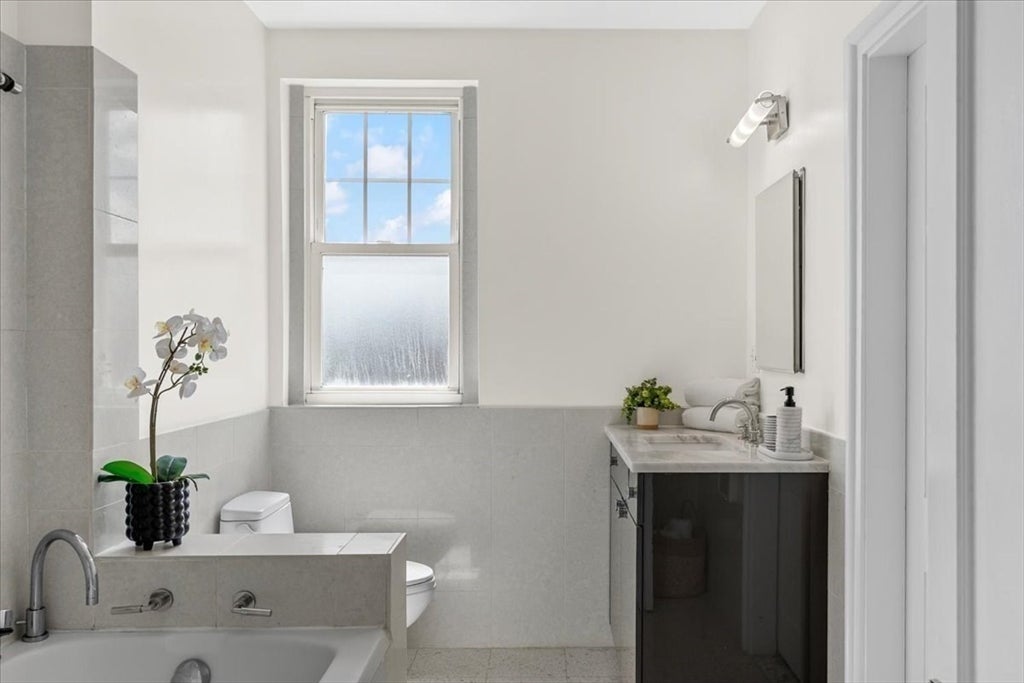 47 Alton Pl #3, Brookline, MA, 47 Alton Pl #3, Brookline, MA Photo #16