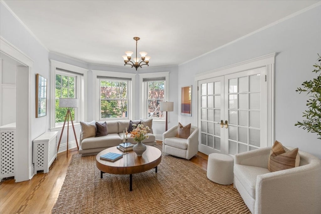 47 Alton Pl #3, Brookline, MA, 47 Alton Pl #3, Brookline, MA Photo #3