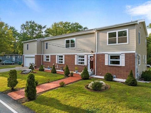 92 Union St Norwood MA 02062