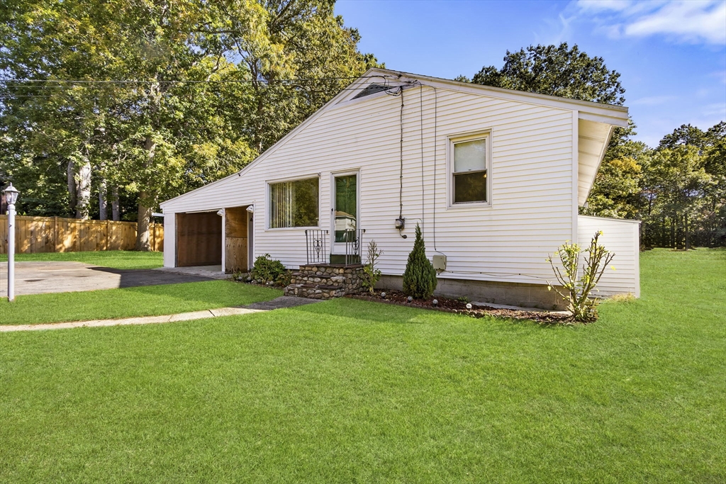 82 Sunset Dr