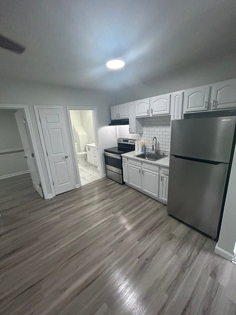 Photo of 106 North St #1, Southbridge, MA 01550 (MLS # 73543942)