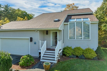 63 Drew Woods Drive 63 Derry NH 03038
