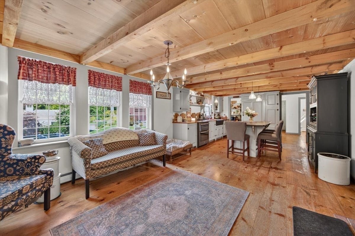 37 Champeaux RD, Brimfield, MA Photo #7