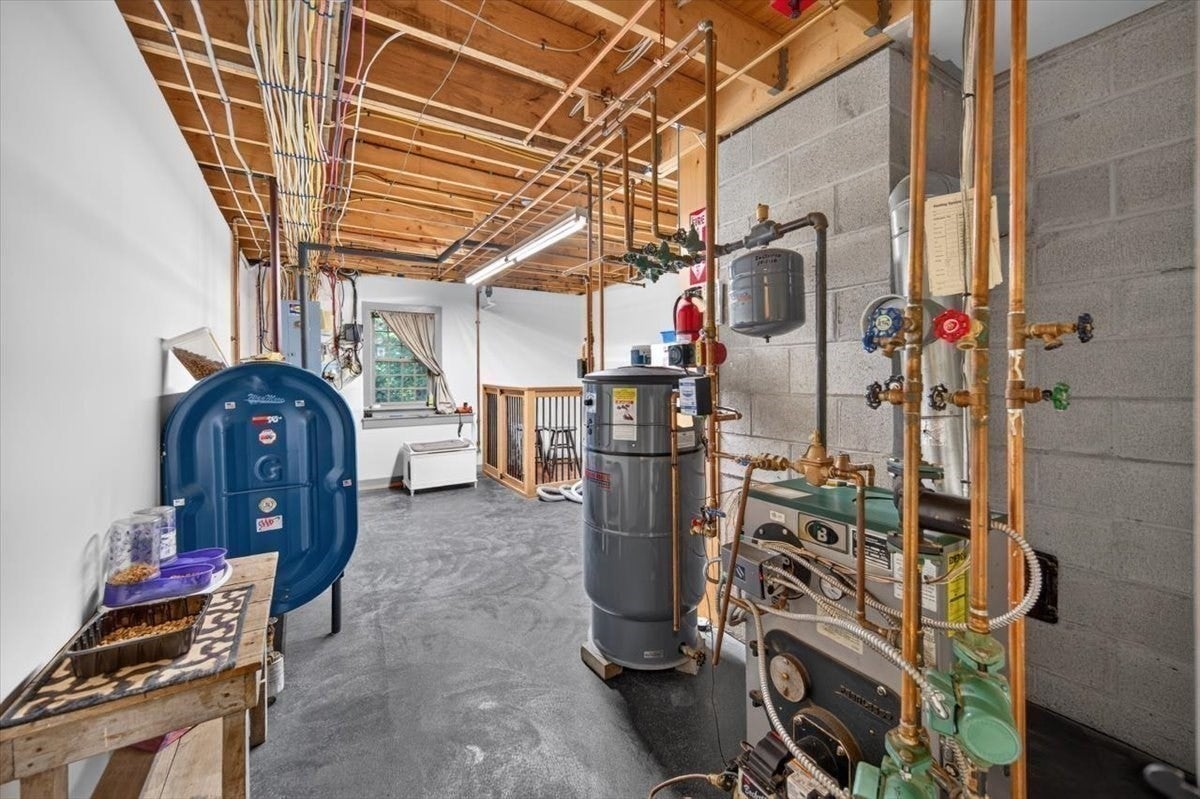 37 Champeaux RD, Brimfield, MA Photo #19