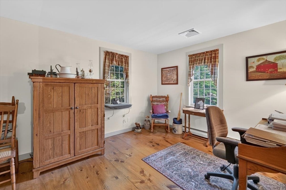 37 Champeaux RD, Brimfield, MA Photo #14