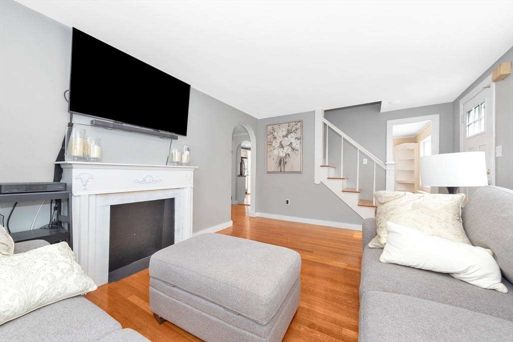 43 Roberts Rd