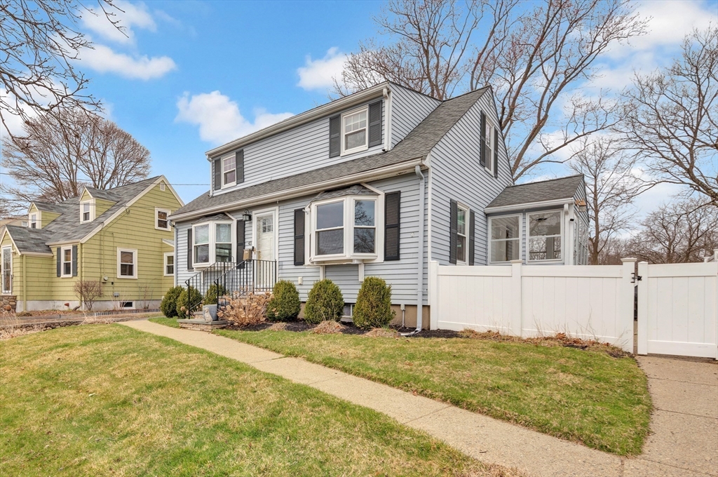 43 Roberts Rd