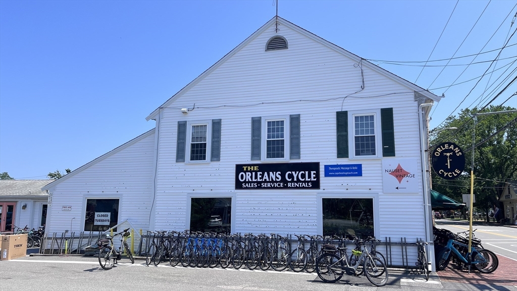 26 Main St