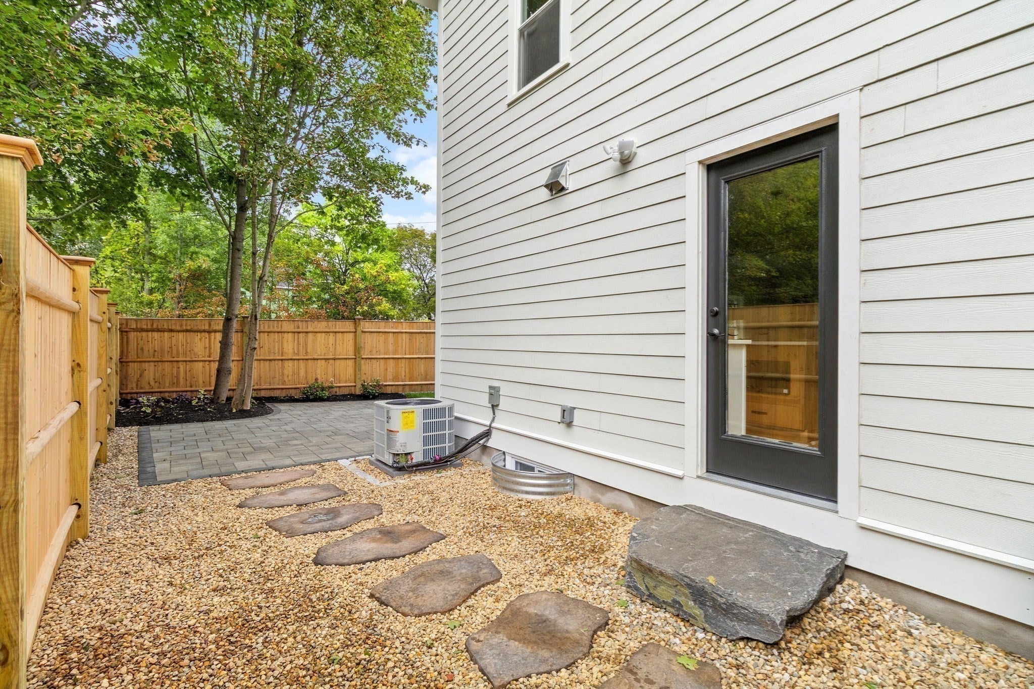 22 Belknap Court, Concord, MA, 22 Belknap Court, Concord, MA Photo #6