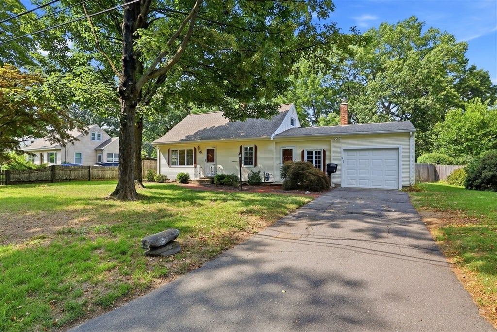 11 Grenier Dr, Westfield, MA, 11 Grenier Dr, Westfield, MA Photo #2