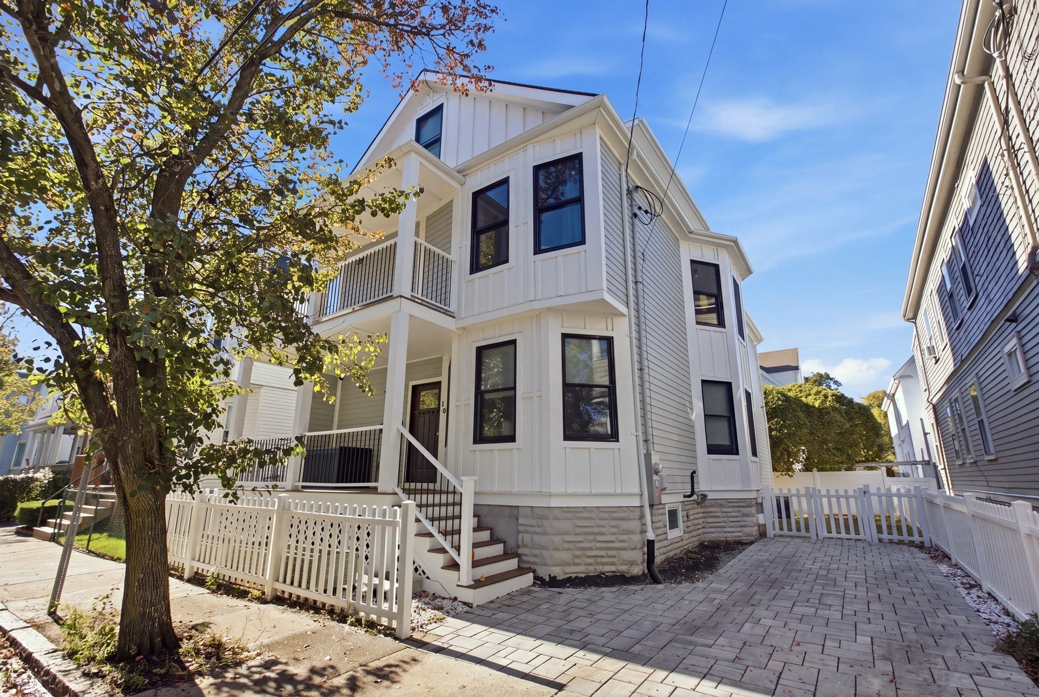 Photo of 16 Boston Ave, Somerville, MA