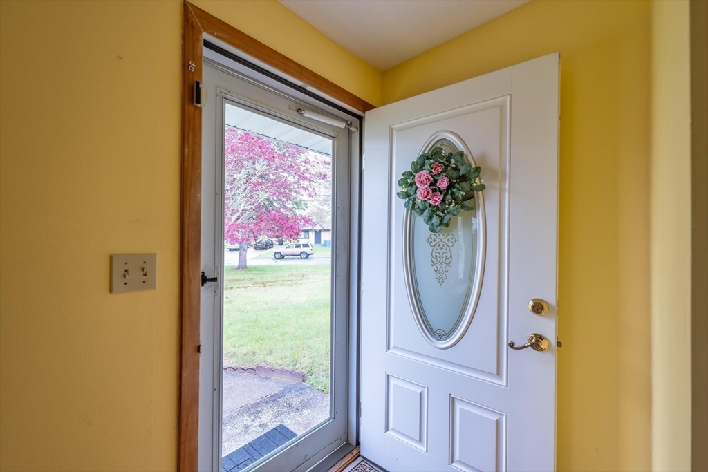 15 Mishawum Dr, Dartmouth, MA Photo #14
