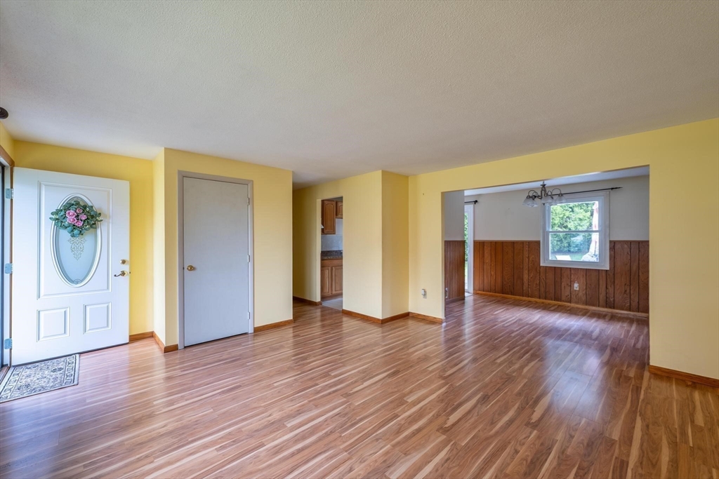 15 Mishawum Dr, Dartmouth, MA Photo #15