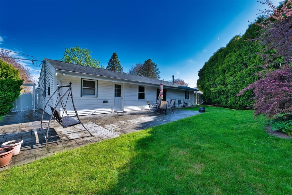 15 Mishawum Dr, Dartmouth, MA Photo #13