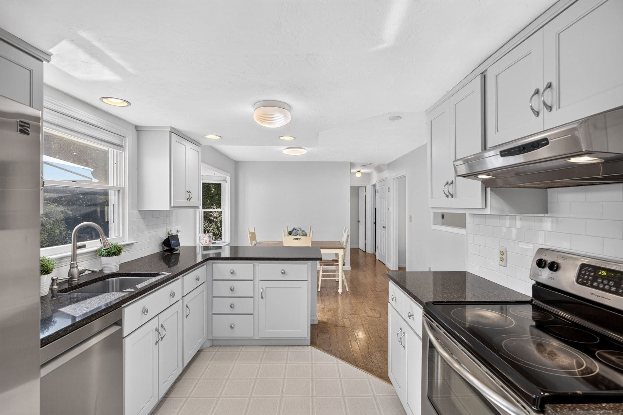 16 Holly Ridge Drive, Sandwich, MA, 16 Holly Ridge Drive, Sandwich, MA Photo #9