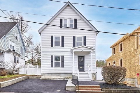 47 Whitney Ave, Lowell, MA 01850 - MLS#: 73357655