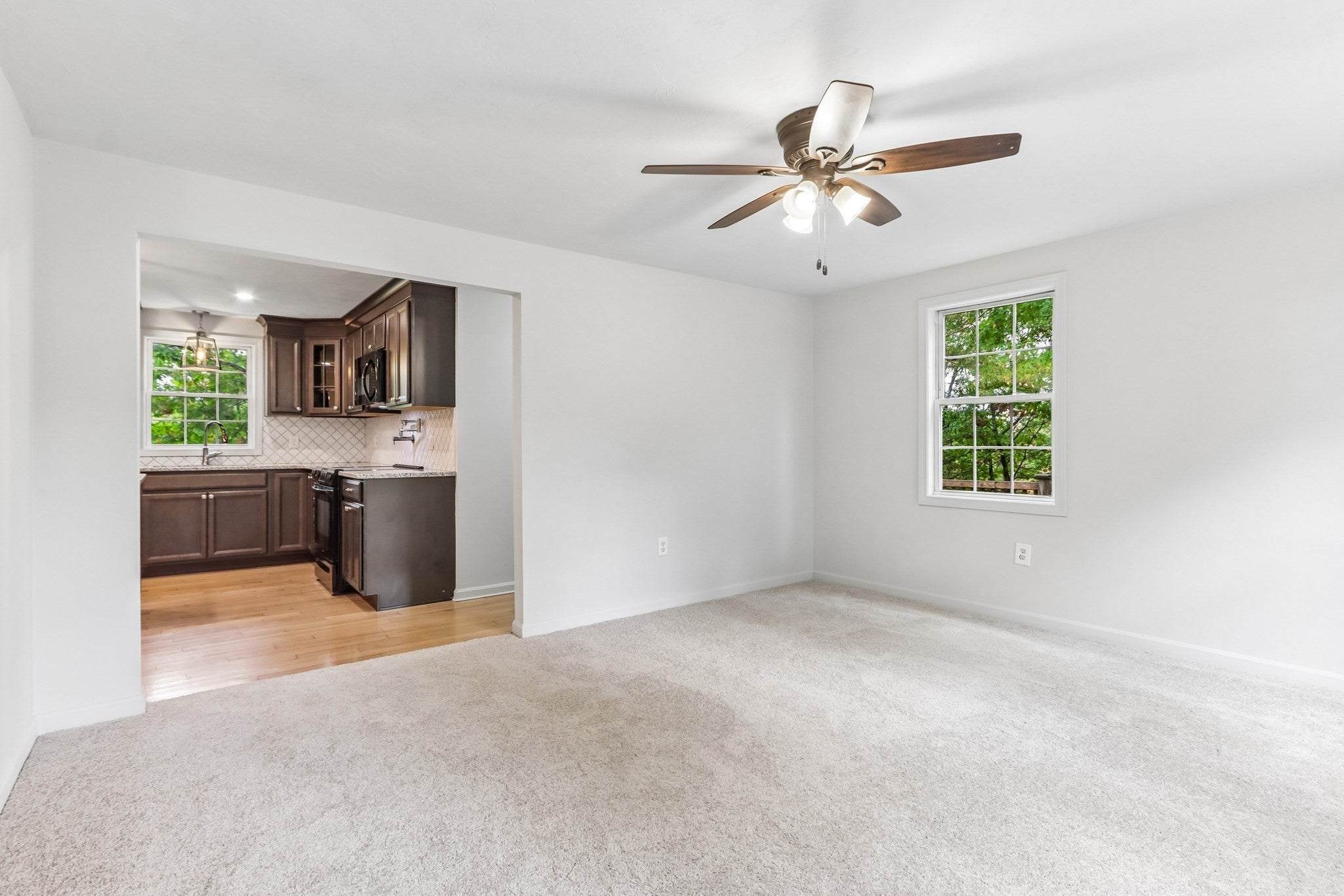 34 Cork Cir