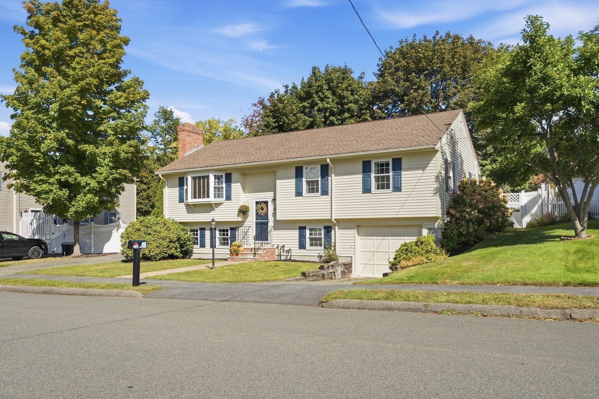 136 Maplewood Rd