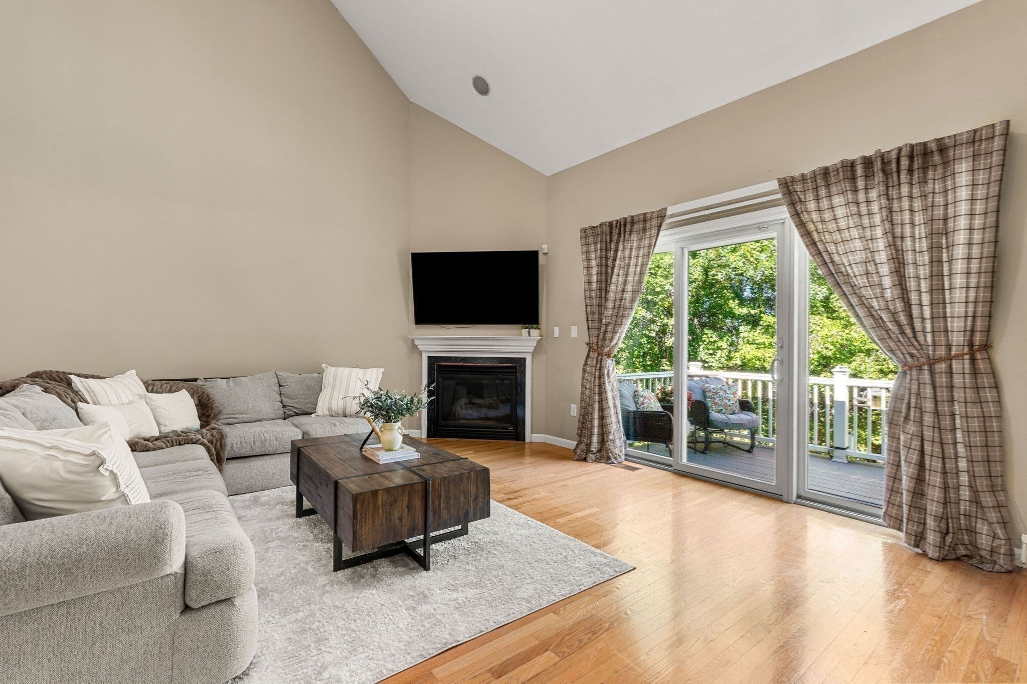 63 Landing Dr #63, Methuen, MA, 63 Landing Dr #63, Methuen, MA Photo #8