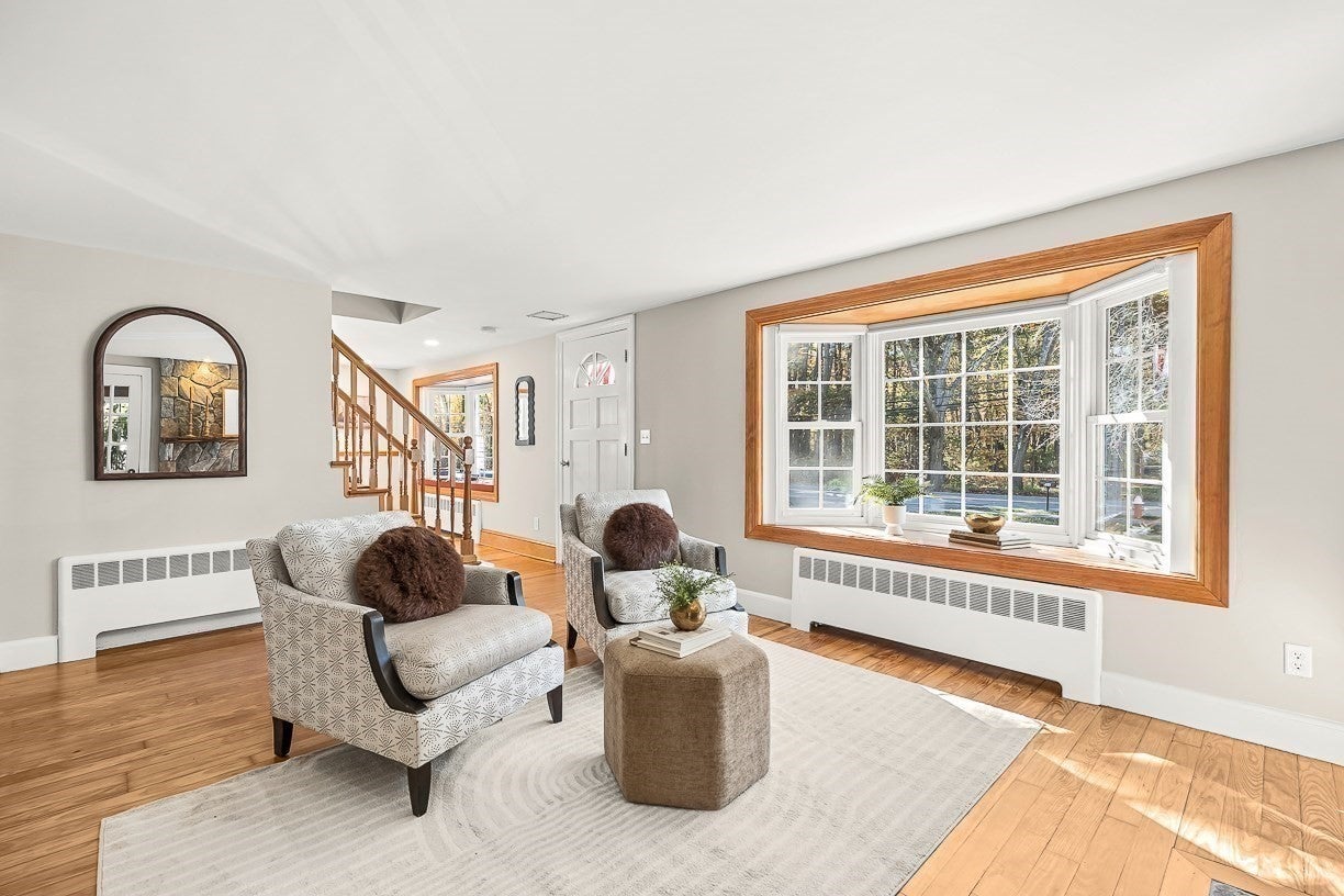 198 South Rd, Bedford, MA, 198 South Rd, Bedford, MA Photo #6