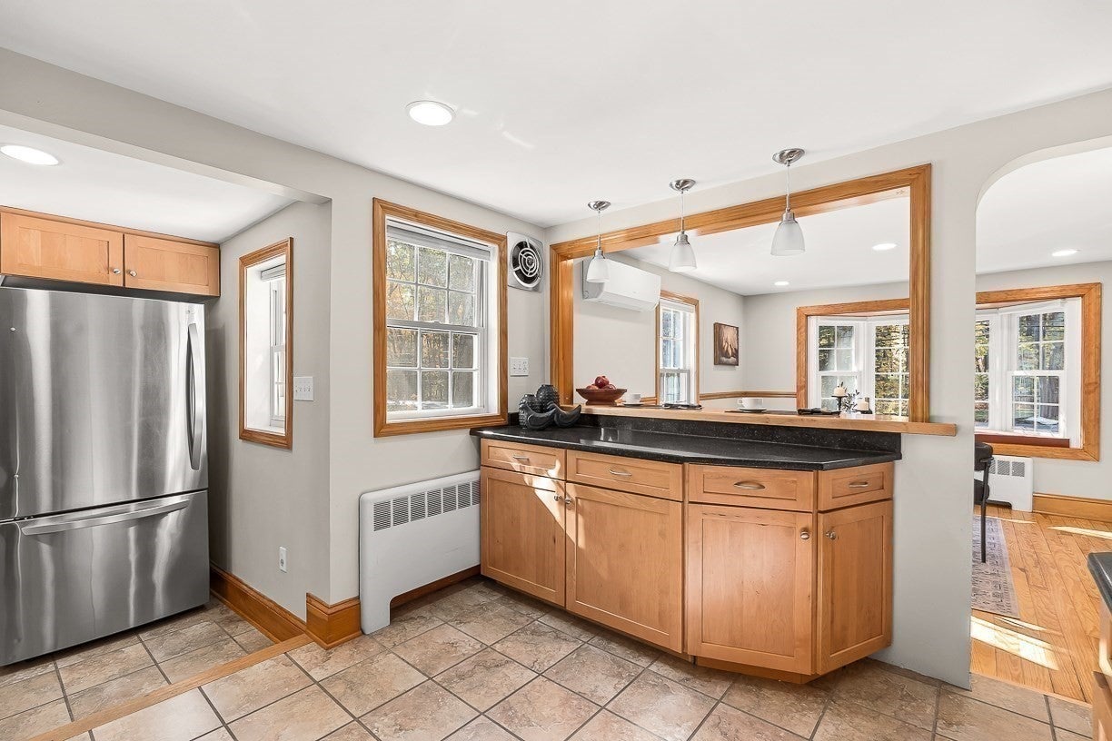 198 South Rd, Bedford, MA, 198 South Rd, Bedford, MA Photo #11