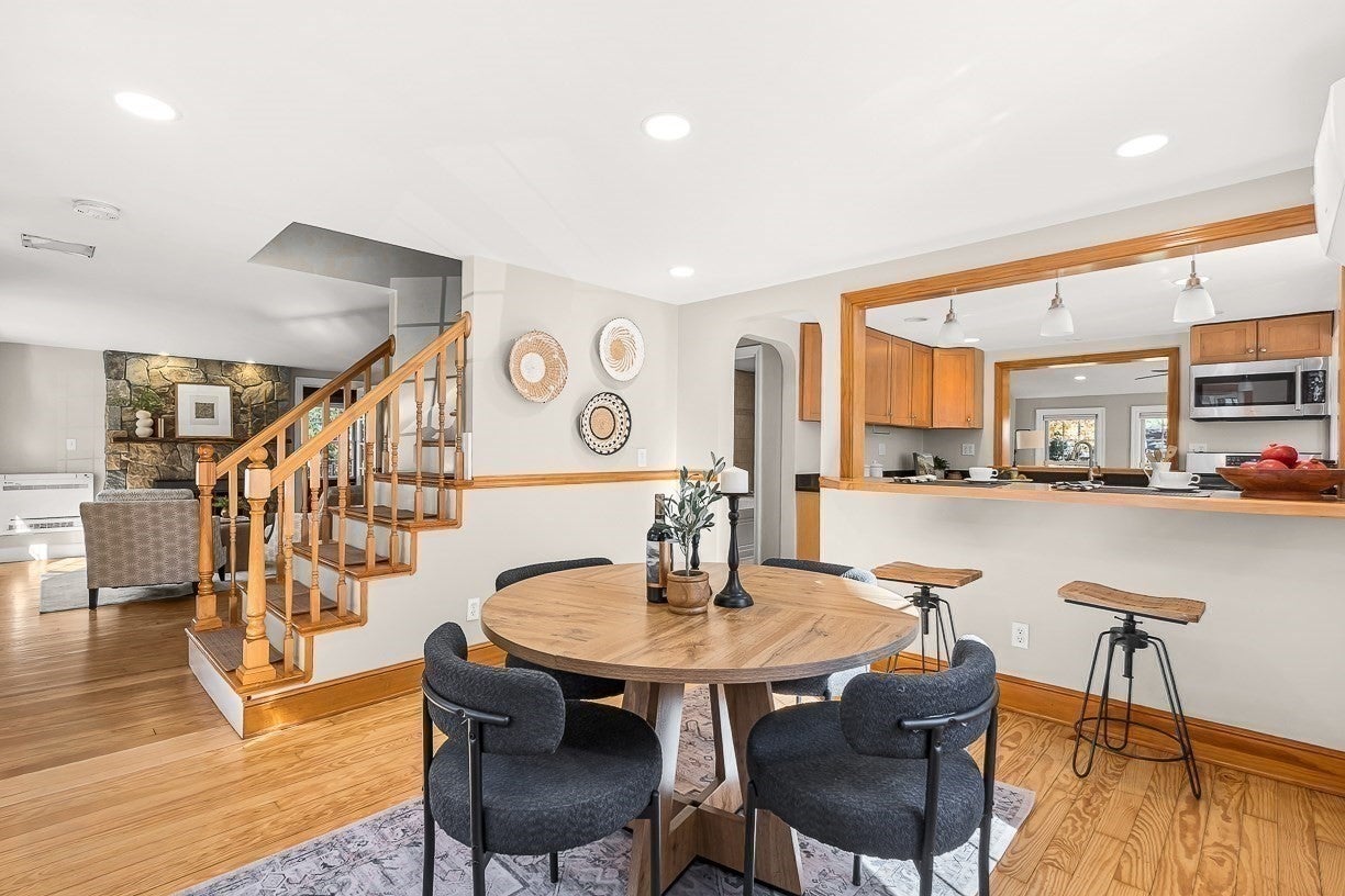 198 South Rd, Bedford, MA, 198 South Rd, Bedford, MA Photo #8