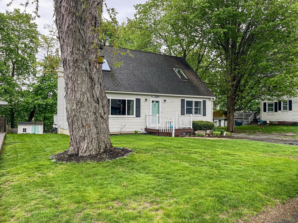 28 Ringgold St