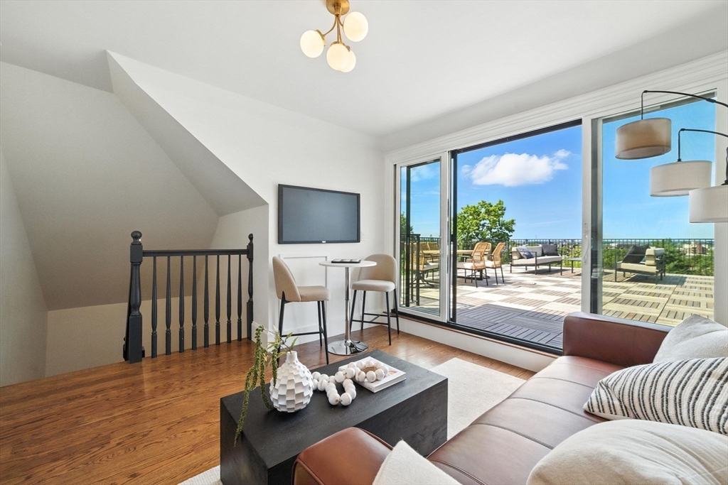 197 Winchester Street #1, Brookline, MA Photo #24