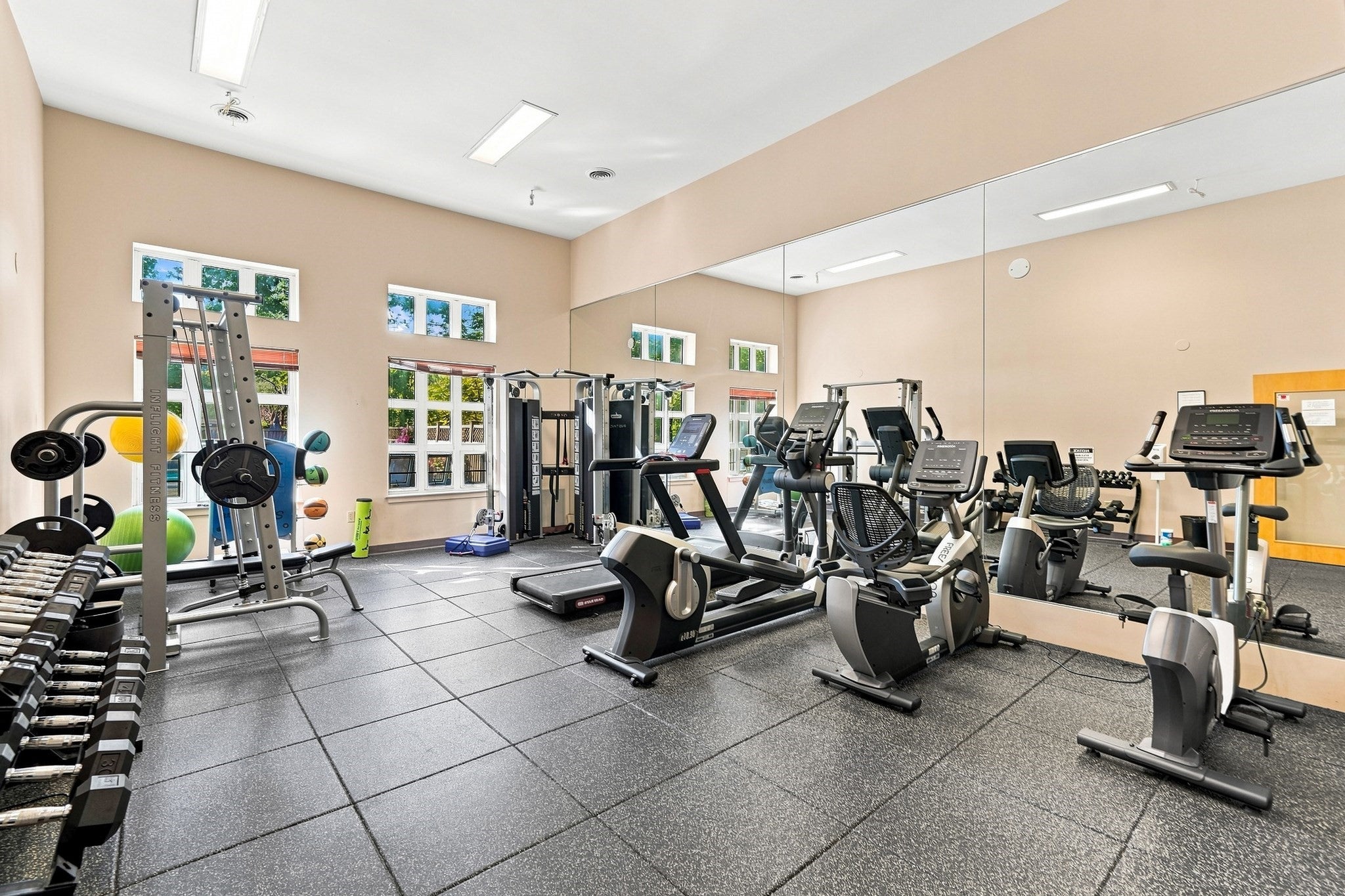 273 Cambridge Rd #505, Woburn, MA Photo #31
