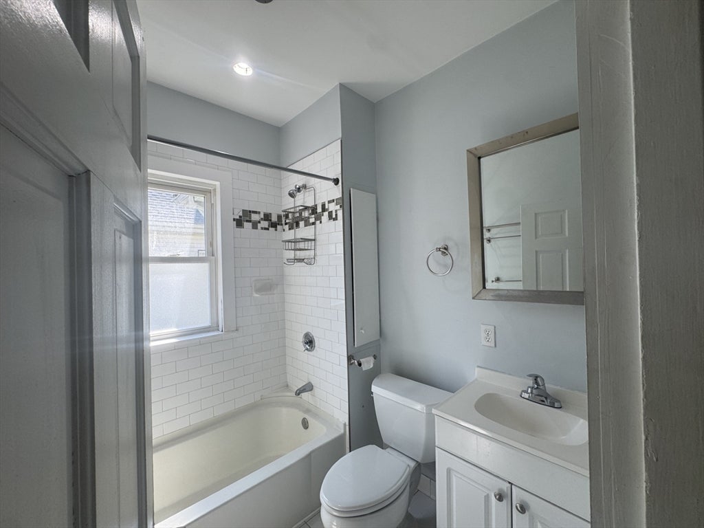 95 Waverly St, Everett, MA, 95 Waverly St, Everett, MA Photo #20