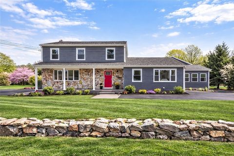 Photo of 36 Kinnicutt Ave, Warren, RI 02885 (MLS # 73523372)