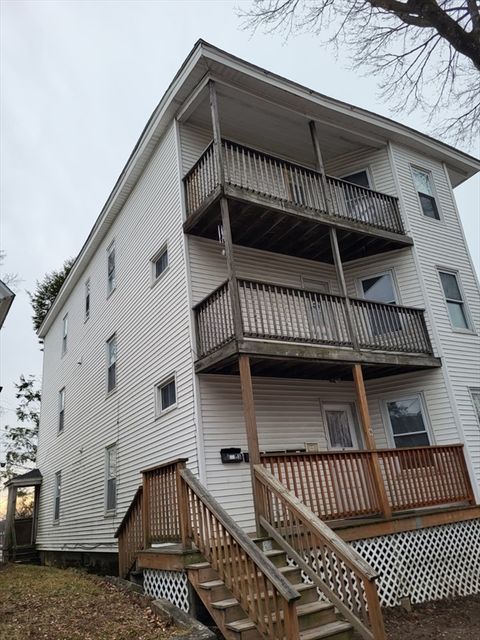 8 Fern Worcester MA 01610