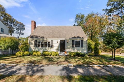 121 Hillside Ave Quincy MA 02170