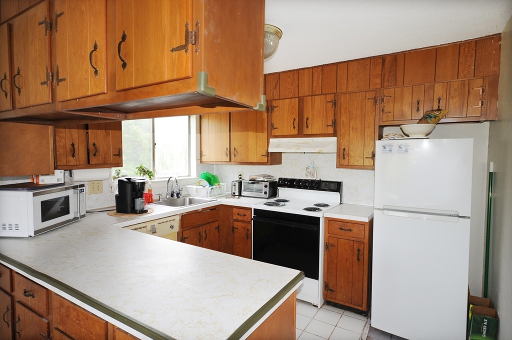 5 Susan Rd 8