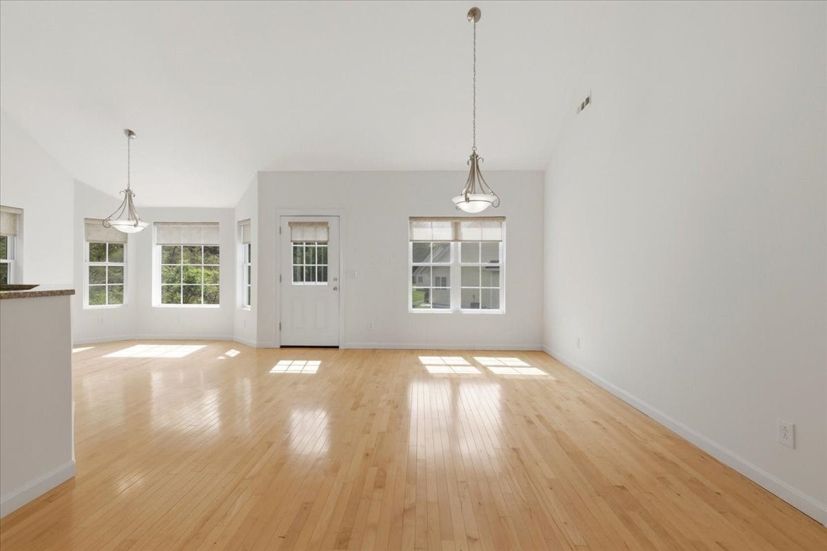 30 Shadow Creek Lane #30, Ashland, MA Photo #8
