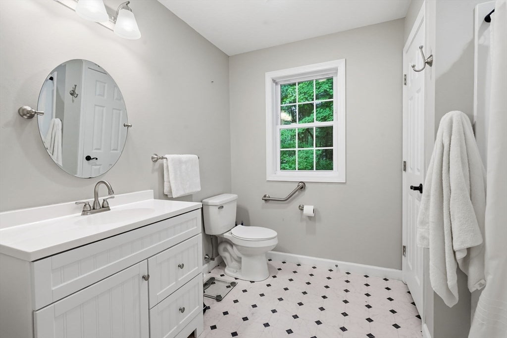 85 Wilson Rd, Belchertown, MA Photo #20