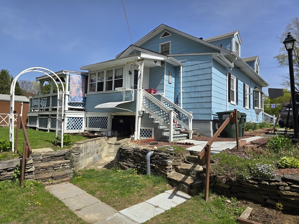 4 Chester Ave