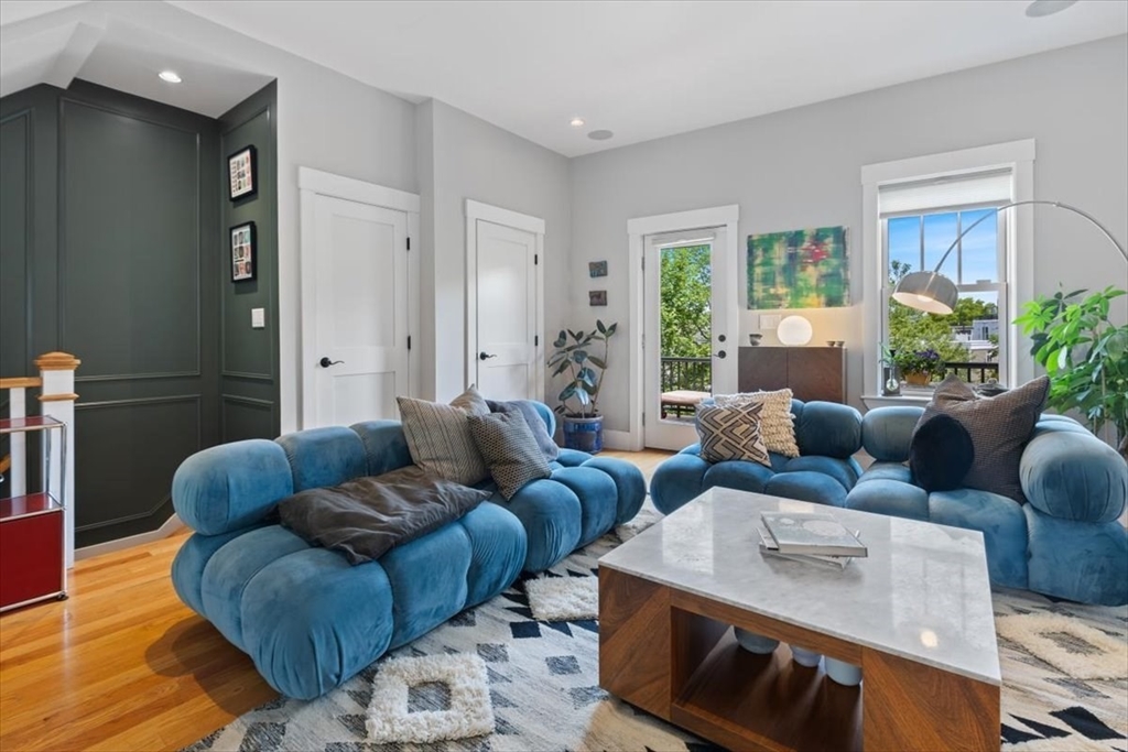 38 Sheridan St 38