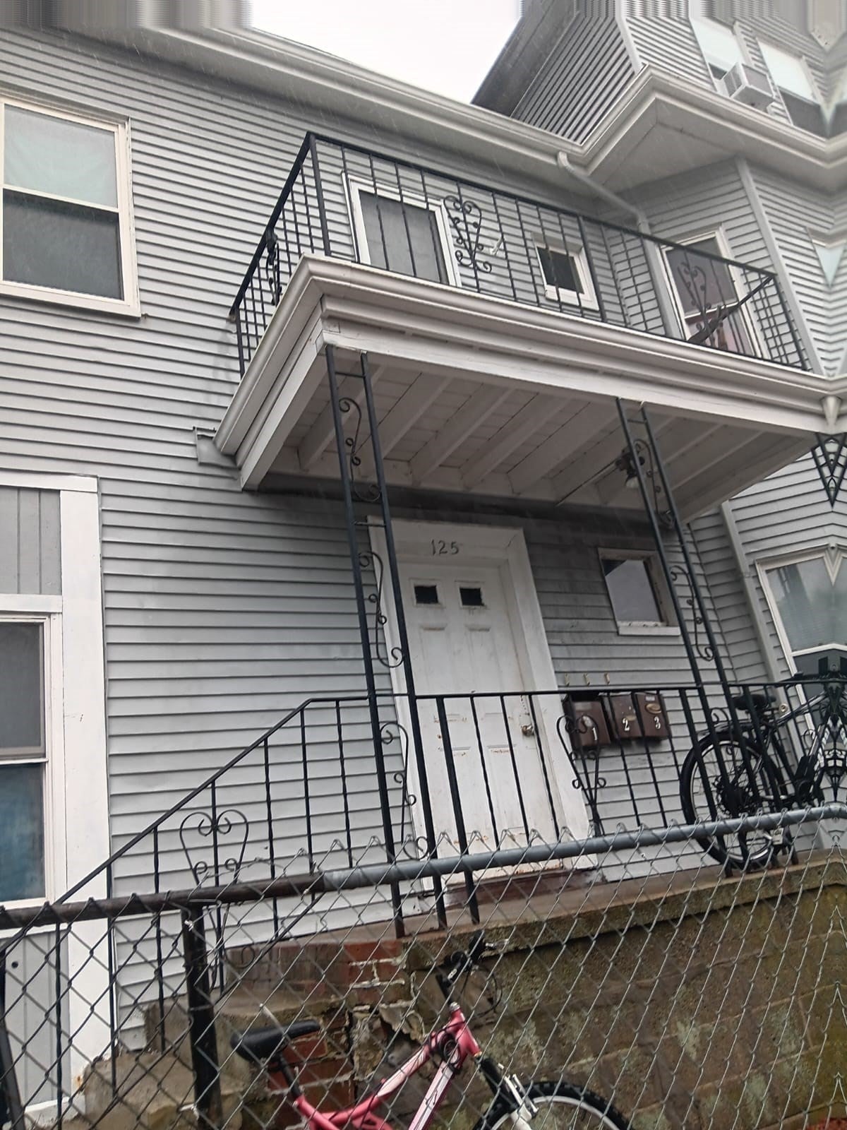 125 Lonsdale 1