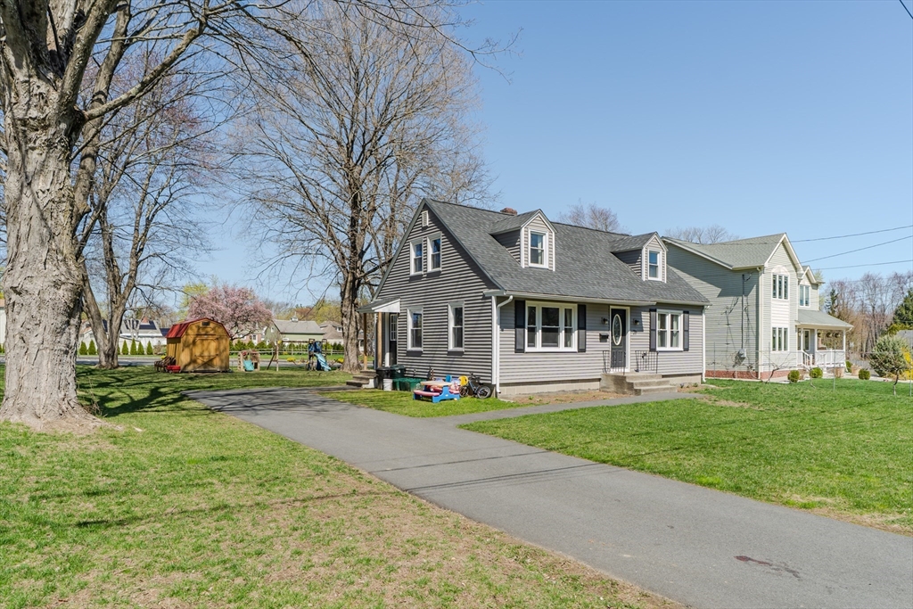 20 Mclellan Ln