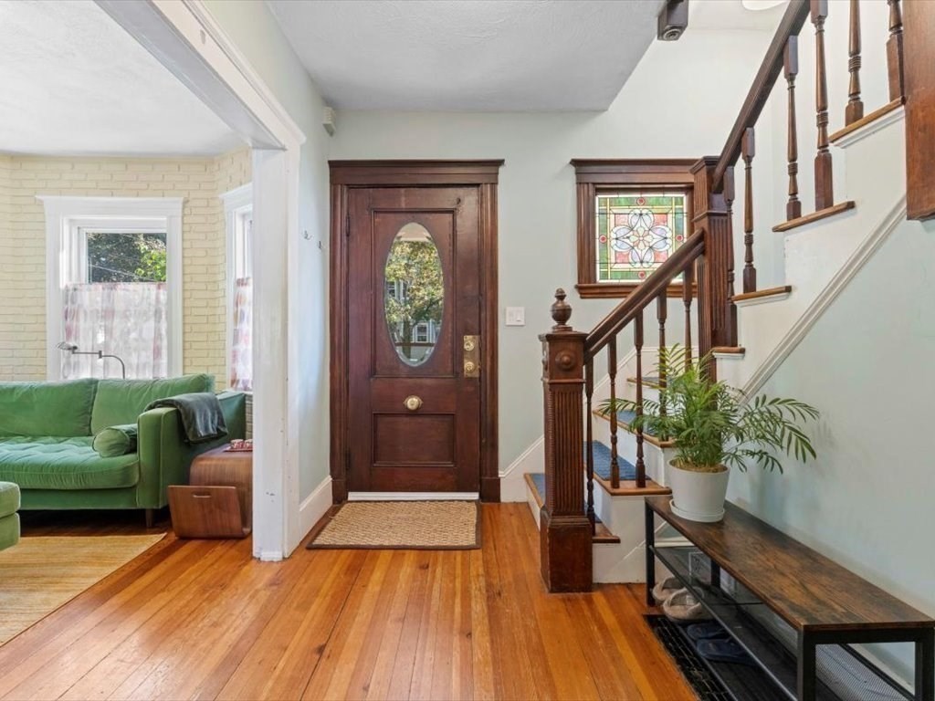 61 Cameron Ave