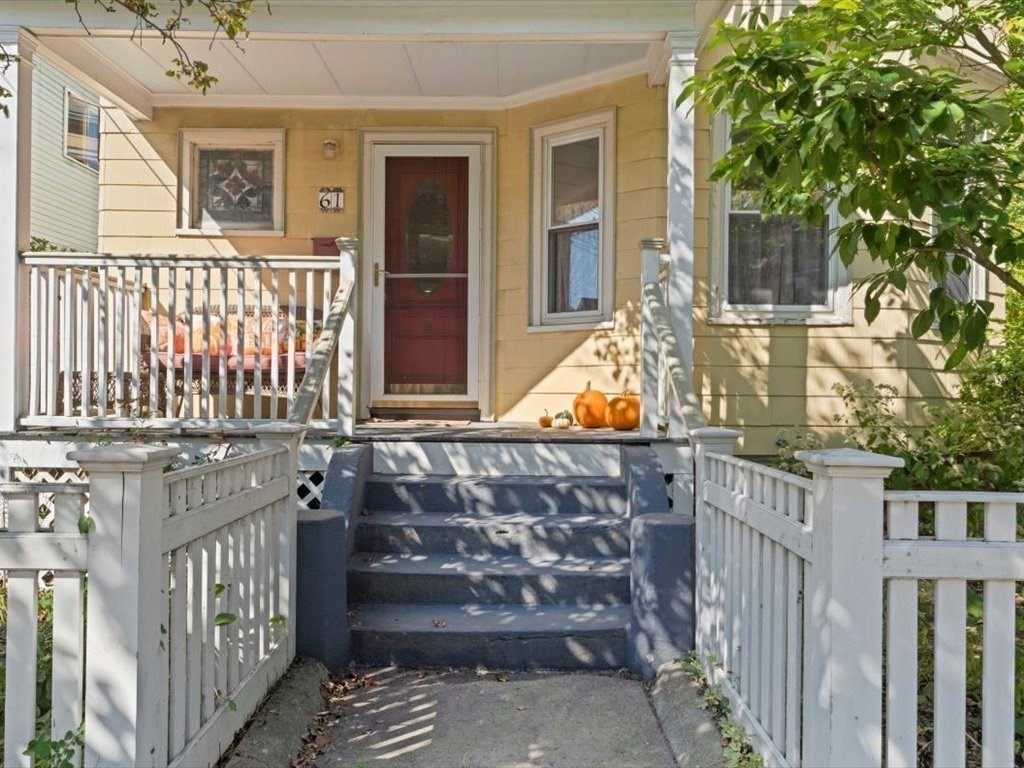 61 Cameron Ave