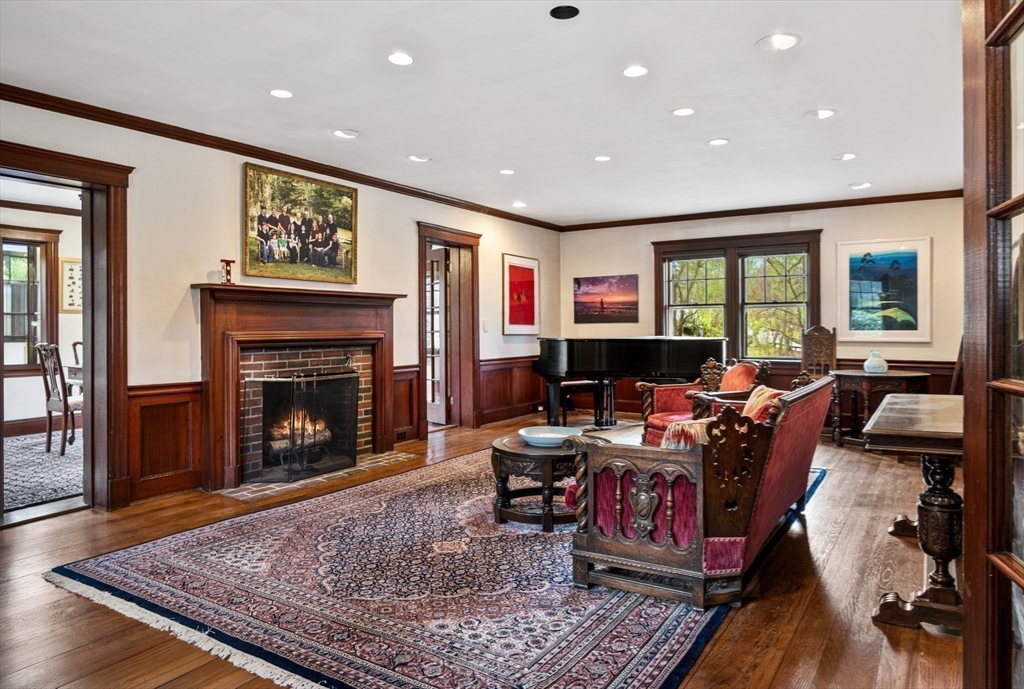 24 Radcliff Rd