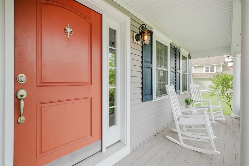 44 Teaberry Ln