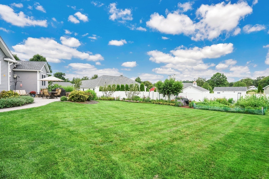 60 Farmington Cir