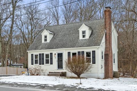 98 John Carver Rd Reading MA 01867